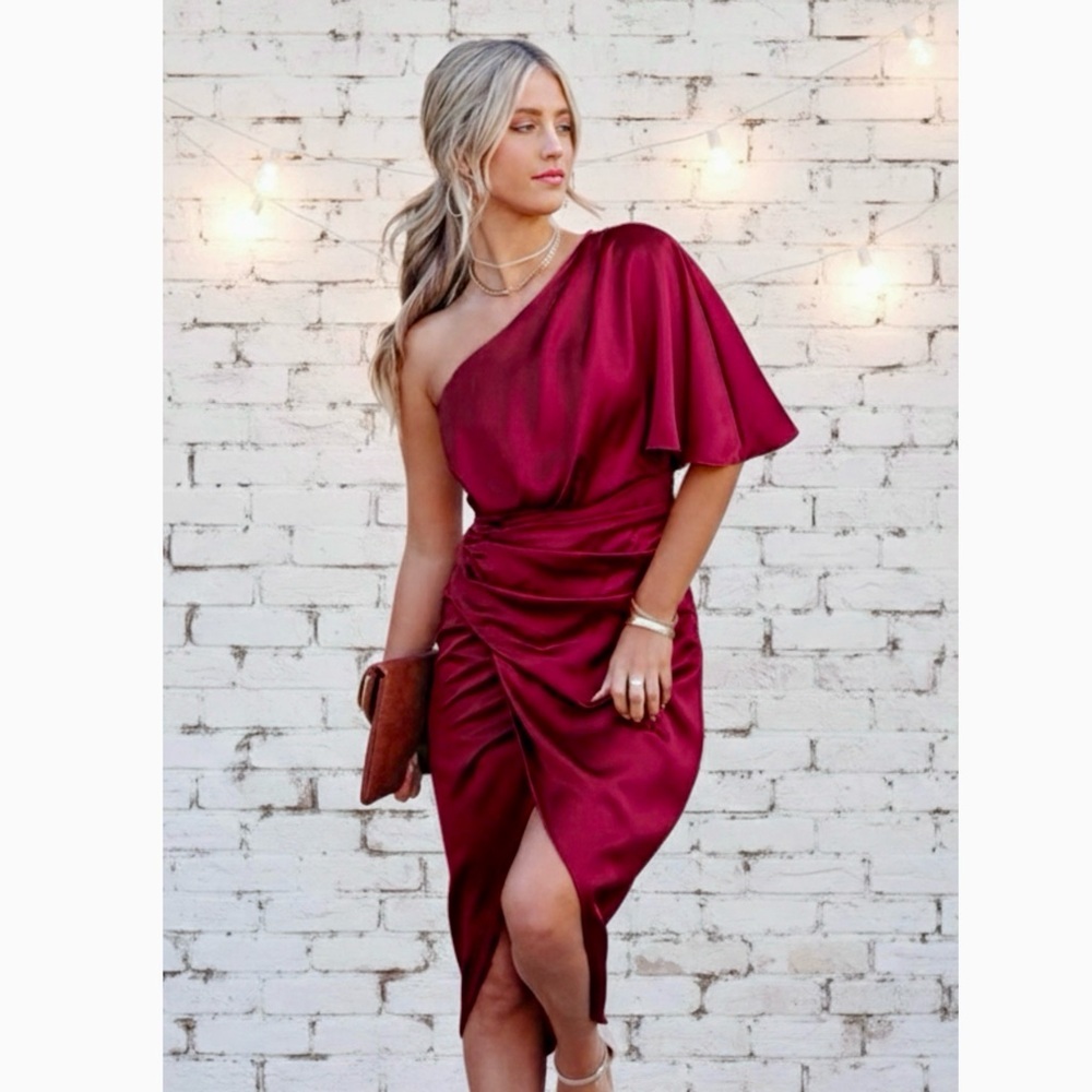 One-Shoulder Satin Cocktail Dress in Burgundy